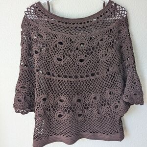 Brown Crochet Top and Brown Stretch Tank Underneath. Size Large. Brand Gap